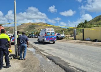 La Policía investiga un robo y un accidente de tráfico con agentes heridos