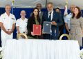 Firma de un tratado entre Sint Maarten y Saint Martín que permite operaciones marítimas de lucha contra el narcotráfico