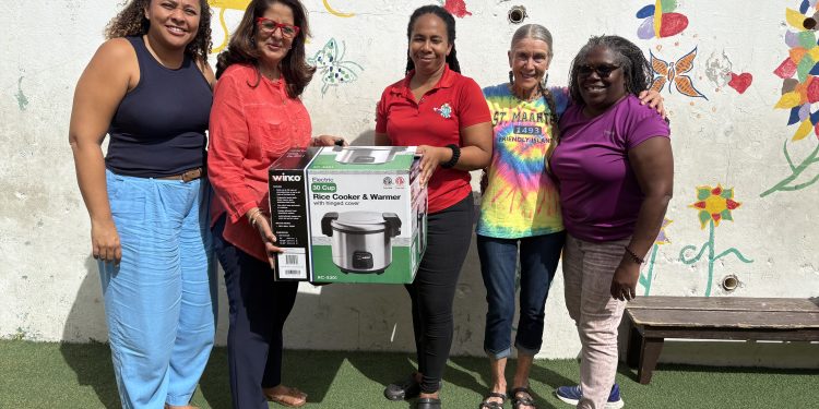 Island Gems apoya a estudiantes con capacidades diferentes en la Fundación 721 Kids