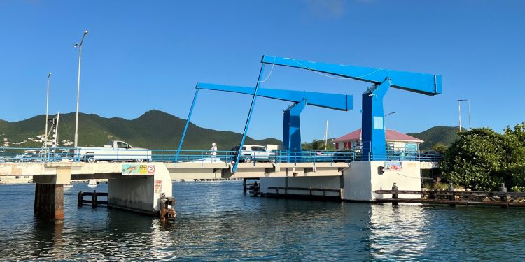 Aperturas adicionales de puentes para la 46.ª edición de la Regata Heineken de St. Maarten