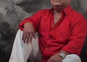 En memoria de: Julio Ramirez