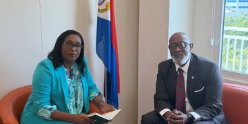 Comisión de Salud Pública del Parlamento visita el nuevo Hospital General de Sint Maarten y presenta informe a la ministra de VSA