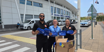 Princess Juliana International Airport apoya a estudiantes con iniciativa de regreso a clases