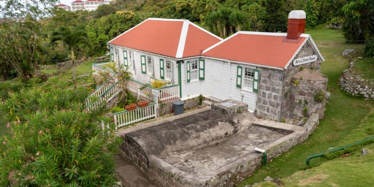 El programa piloto de subvenciones para residencias monumentales en los Países Bajos del Caribe comienza el 1ro de septiembre