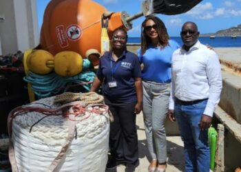 La Ministra Heyliger-Marten recibe con satisfacción la donación de dispositivos de agregación de peces (FAD) de Curaçao para fortalecer la pesca local