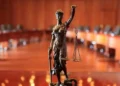 Agenter enfrentan proceso judicial por tiroteo Policial