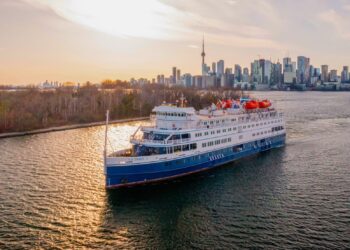 STATIA incorpora un hotel flotante para atender la demanda de alojamiento durante el «FIRST SALUTE 250»
