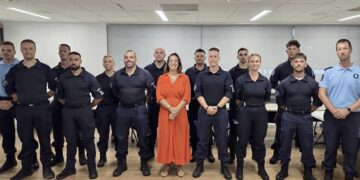 Ministerio de Justicia refuerza las operaciones de la KPSM con apoyo adicional de fuerzas neerlandesas