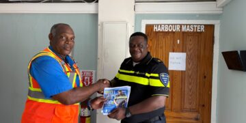Nuevo oficial comunitario Rexcarlos Courtar fortalece vínculos con la comunidad de St Eustatius