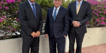 CAft insta a Aruba a definir el futuro del turismo mientras mantiene margen en su presupuesto