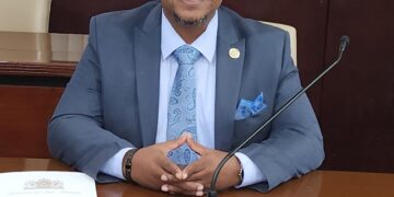 MP Francisco Lacroes cuestiona la nueva Cumbre del Reino
