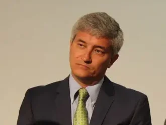 La liberación de Theo Heyliger tras su salida de prisión provoca debate público en St. Maarten